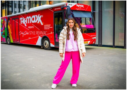 celebrity Sarah Engels Bus