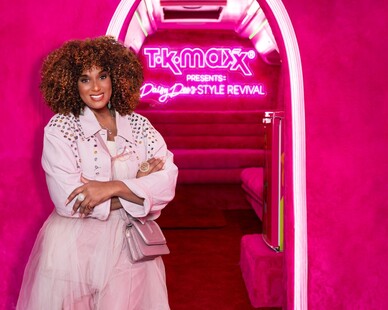 Host Daisy Dee von Daisy Dee's Style Revival by TK Maxx