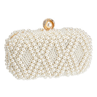 TK Maxx perlenbesetzte Clutch 34.99 €